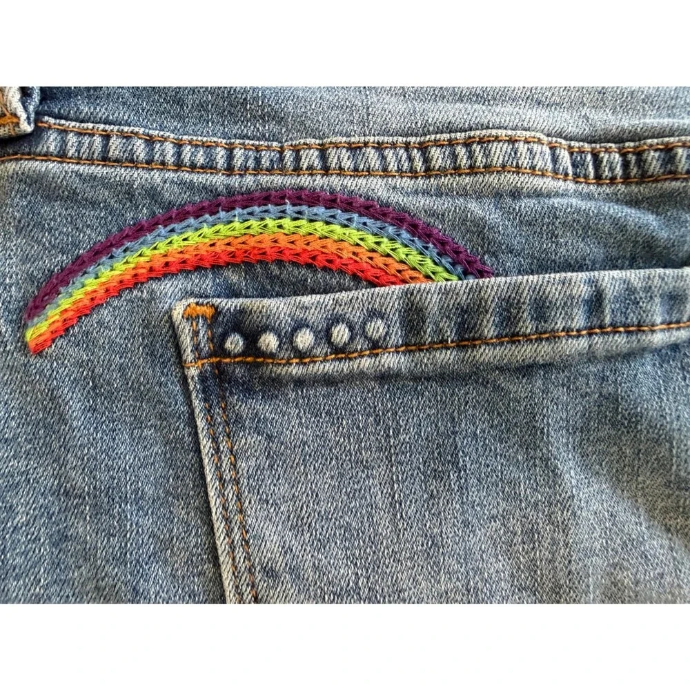 BLANKNYC The Astor Cut-Off Denim Shorts Sun Rainbow Embroidery Blue Size 28
